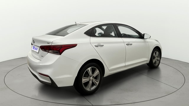 View Hyundai Verna Image 45 Used Hyundai Verna Image 45