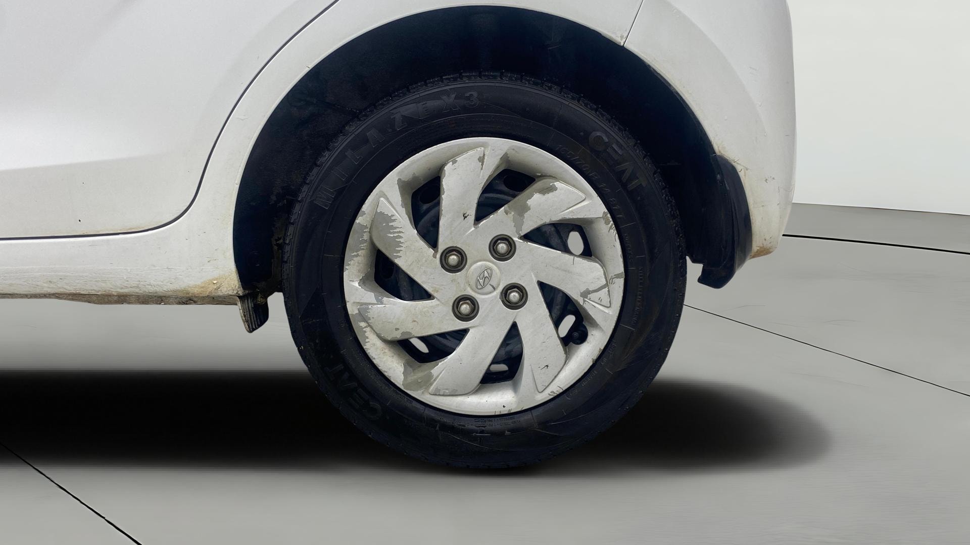 View 2019 Hyundai New Santro D-Lite Petrol Image 11 Used 2019 Hyundai New Santro D-Lite Petrol Image 11