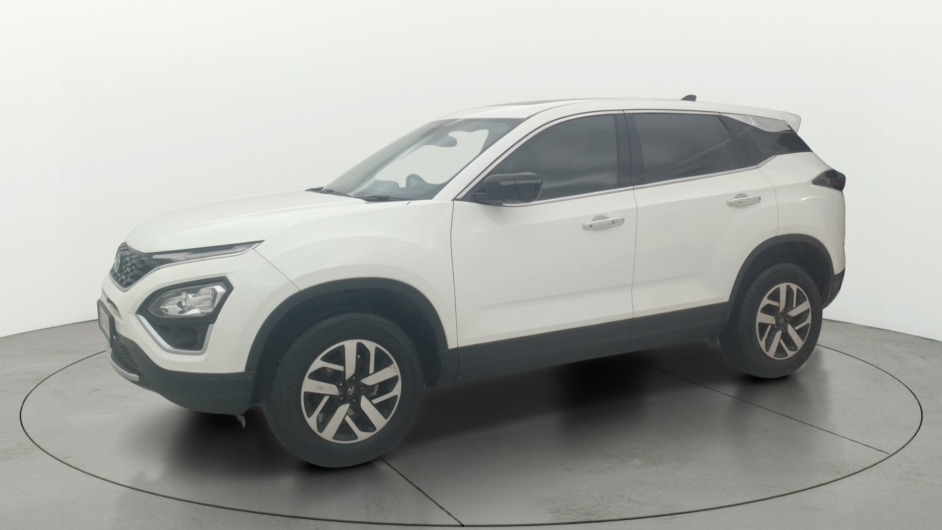 View 2023 Tata Harrier XE Image 38 Used 2023 Tata Harrier XE Image 38