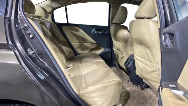 View Honda City ZX Image 30 Used Honda City ZX Image 30