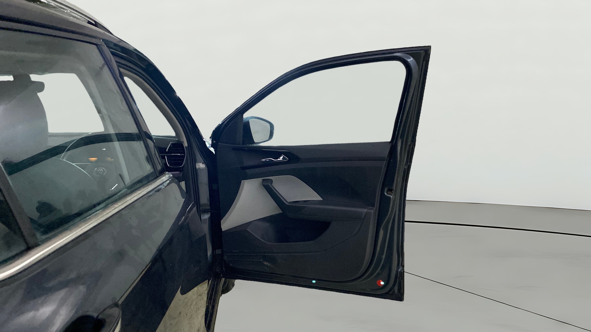 View 2022 Skoda Kushaq Style 1.5 TSI AT Image 47 Used 2022 Skoda Kushaq Style 1.5 TSI AT Image 47