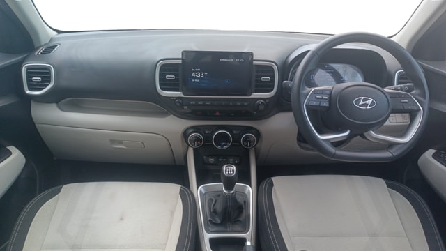 View Hyundai Venue Image 16 Used Hyundai Venue Image 16