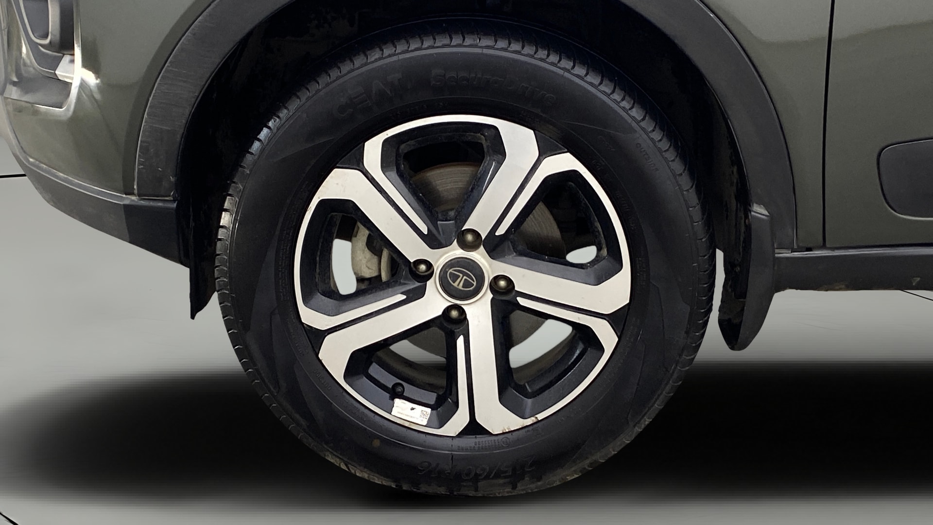 View 2024 Tata Nexon Revotron XZ Plus Lux Image 29 Used 2024 Tata Nexon Revotron XZ Plus Lux Image 29