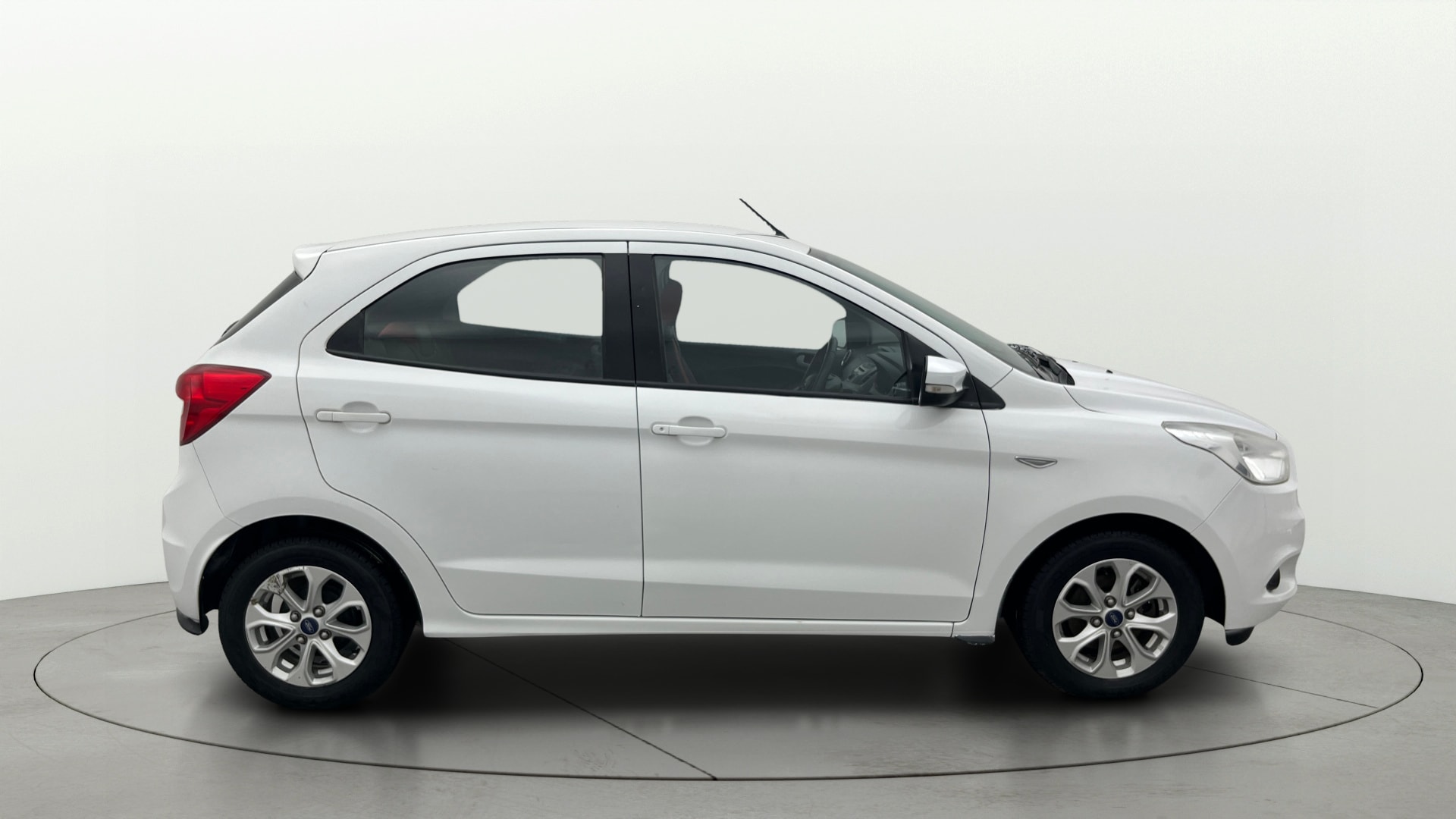 View 2017 Ford Figo Aspire 1.2P Ambiente MT BS IV Image 8 Used 2017 Ford Figo Aspire 1.2P Ambiente MT BS IV Image 8