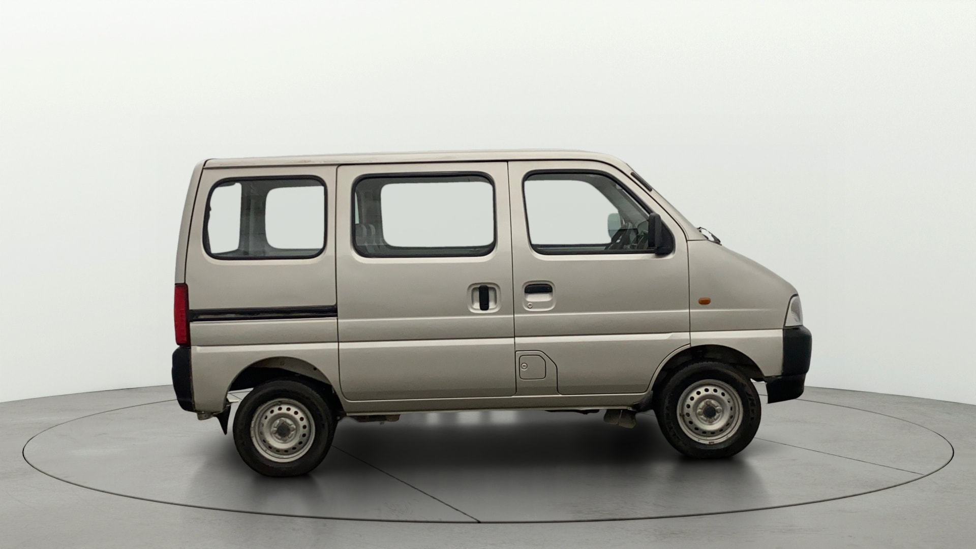 View 2024 Maruti Suzuki 1000 Base Variant Image 25 Used 2024 Maruti Suzuki 1000 Base Variant Image 25