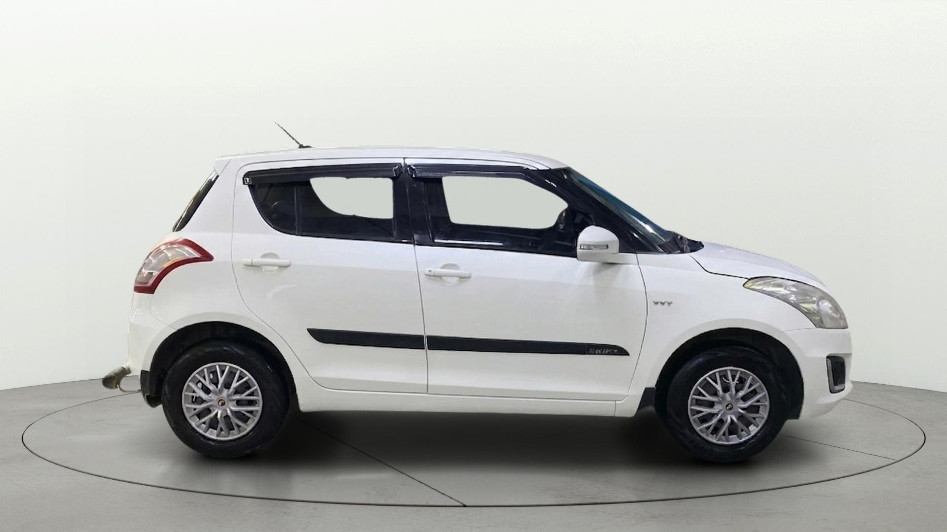 View 2017 Maruti Suzuki 1000 Base Variant Image 8 Used 2017 Maruti Suzuki 1000 Base Variant Image 8