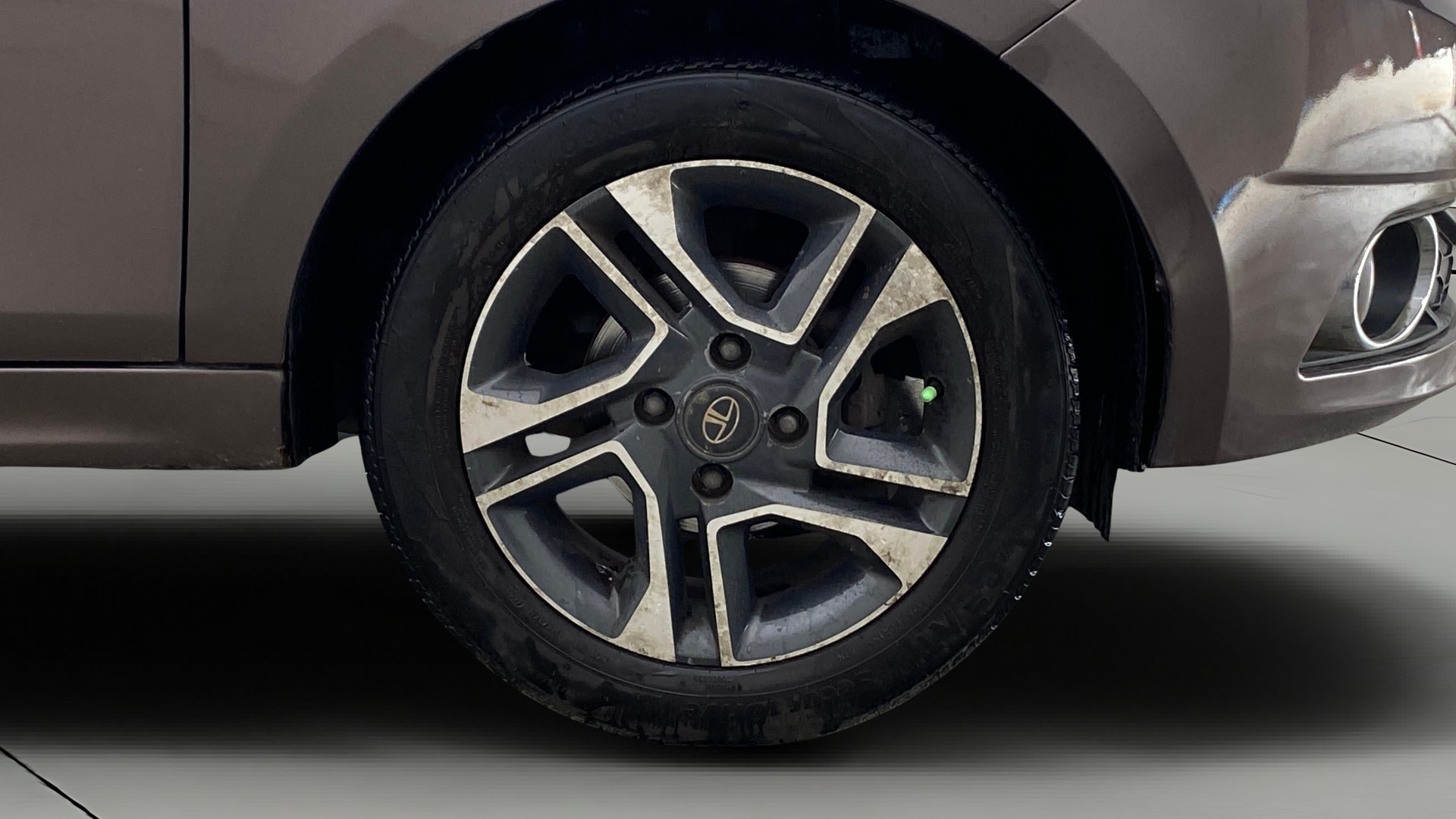 View 2017 Tata Tigor XZ (O) Petrol Image 40 Used 2017 Tata Tigor XZ (O) Petrol Image 40