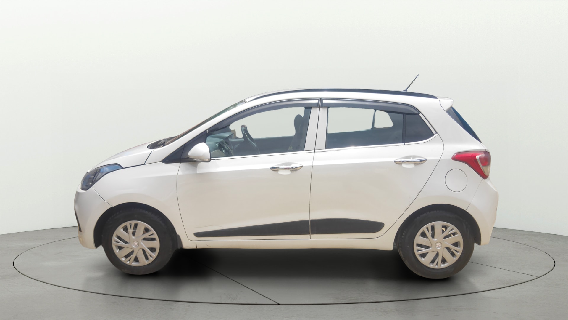 Used 2014 Hyundai Grand i10 Used 2014 Hyundai Grand i10