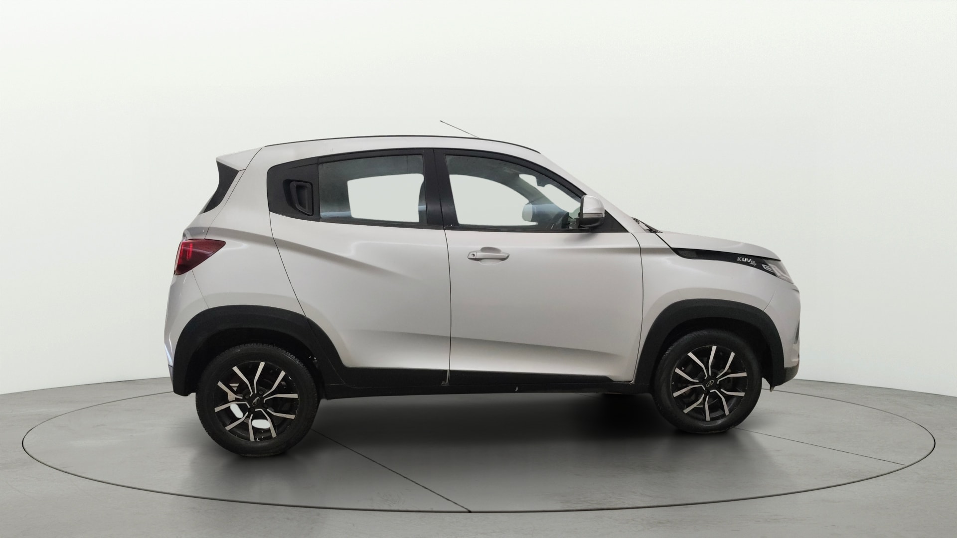 Used 2017 Mahindra KUV100 Used 2017 Mahindra KUV100