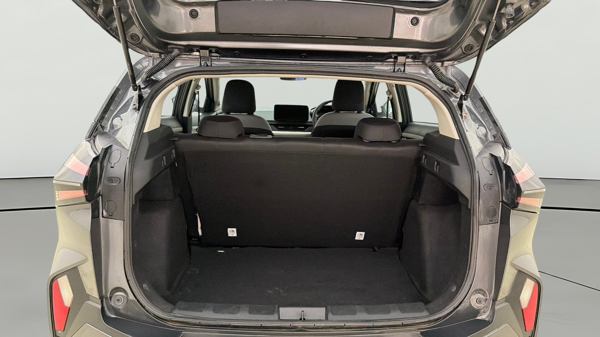Used 2025 Tata Nexon Used 2025 Tata Nexon