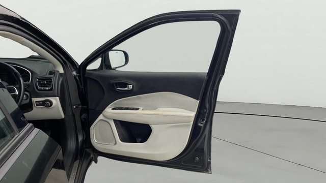 View Jeep Compass Image 46 Used Jeep Compass Image 46