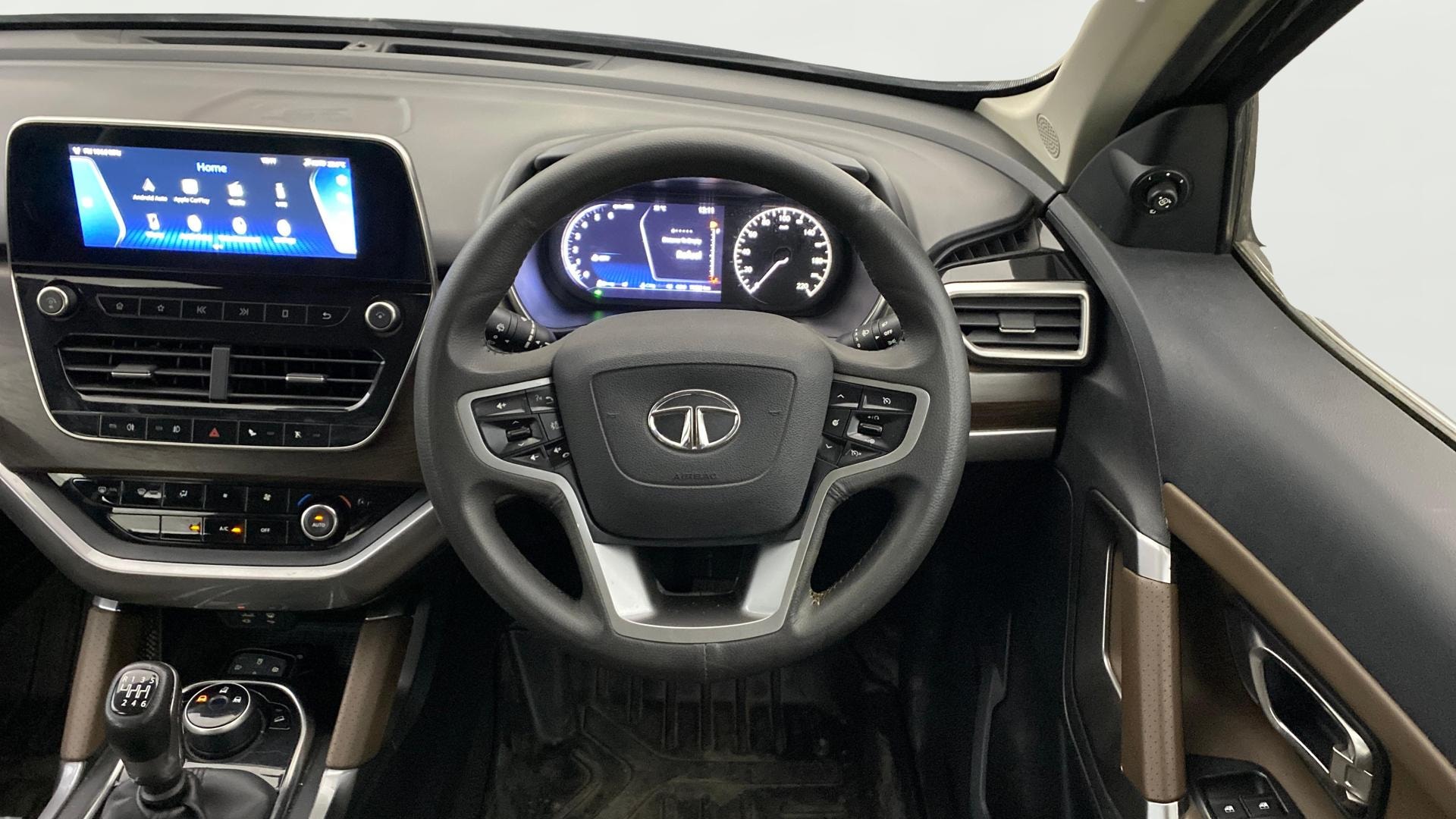 View 2020 Tata Harrier XE Image 21 Used 2020 Tata Harrier XE Image 21