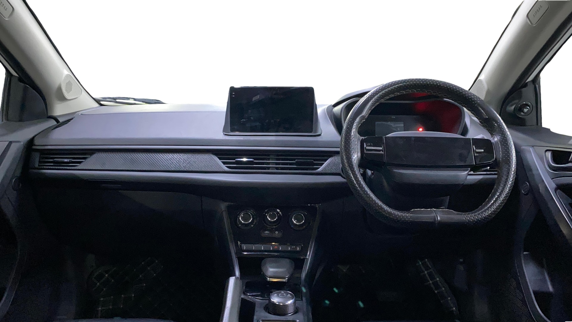 View 2024 Tata Nexon Revotron XE Image 15 Used 2024 Tata Nexon Revotron XE Image 15