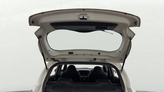 View Hyundai Grand i10 Image 16 Used Hyundai Grand i10 Image 16