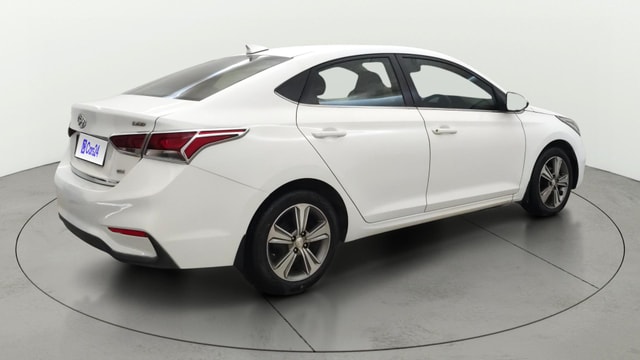 View Hyundai Verna Image 41 Used Hyundai Verna Image 41