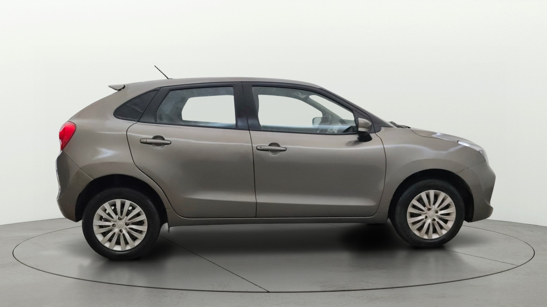 View 2020 Maruti Suzuki 1000 Base Variant Image 8 Used 2020 Maruti Suzuki 1000 Base Variant Image 8