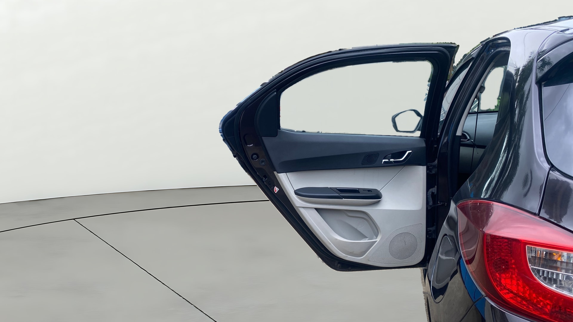 Used 2023 Tata Tiago Used 2023 Tata Tiago