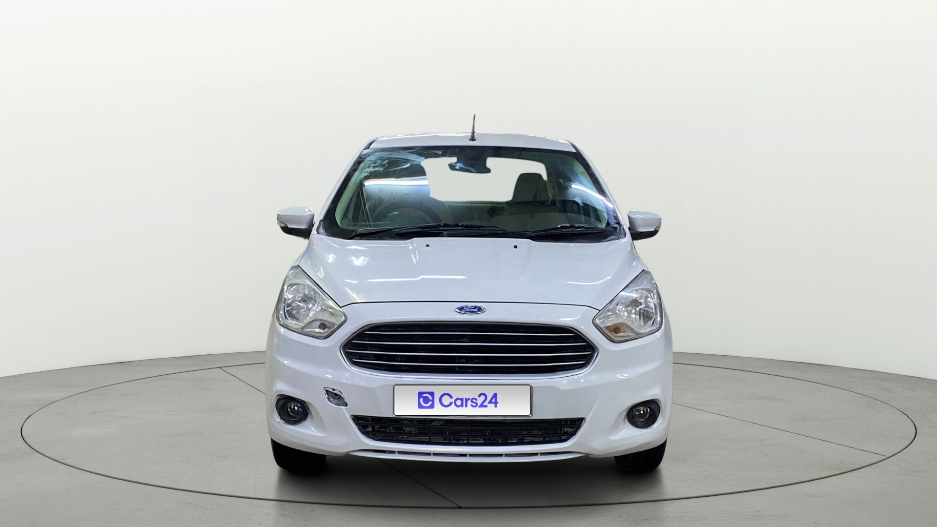 View 2016 Ford Figo Aspire 1.2P Ambiente MT BS IV Image 1 Used 2016 Ford Figo Aspire 1.2P Ambiente MT BS IV Image 1