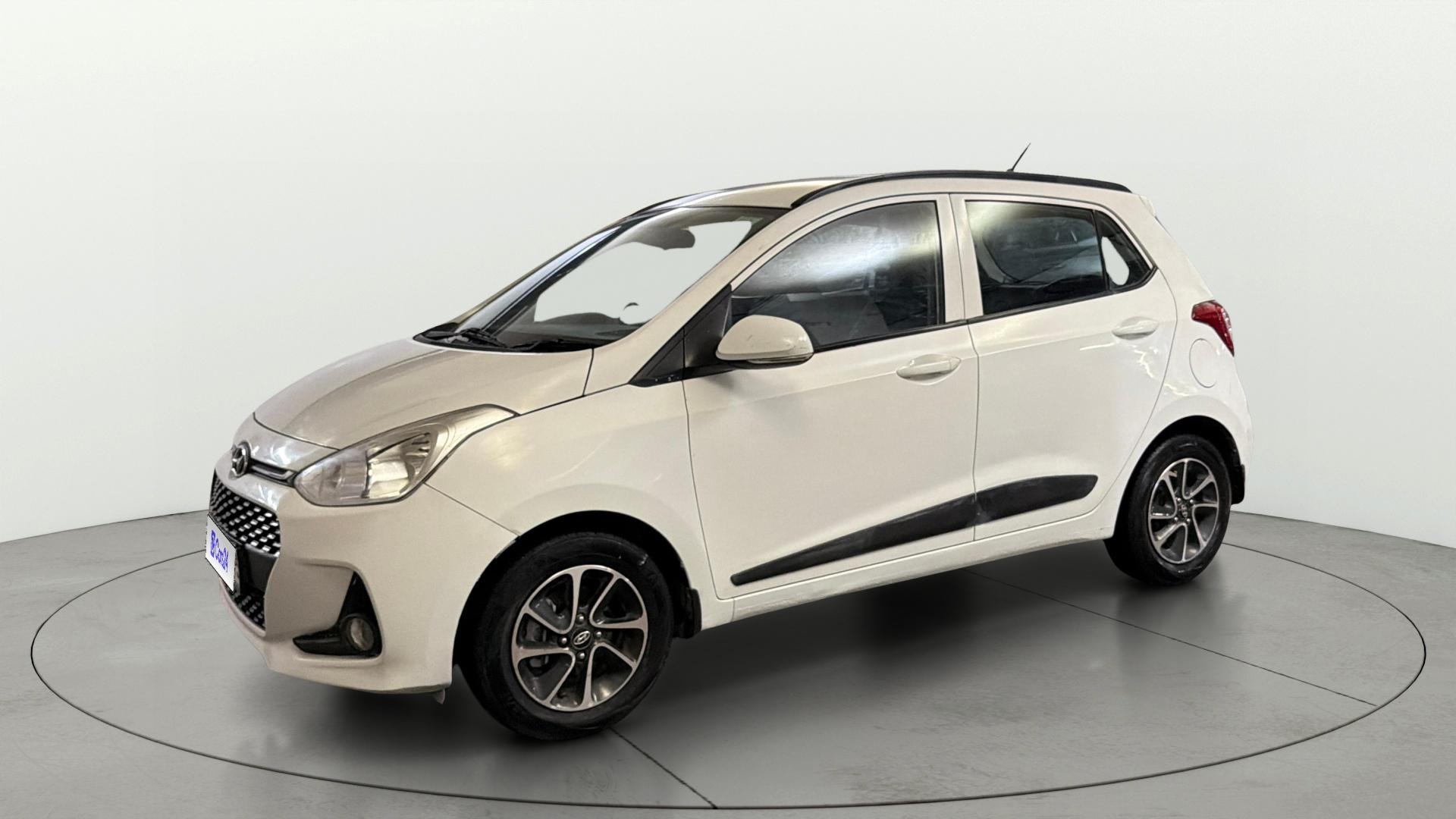 View 2018 Hyundai Grand i10 1.2 Sportz AT Petrol Image 35 Used 2018 Hyundai Grand i10 1.2 Sportz AT Petrol Image 35