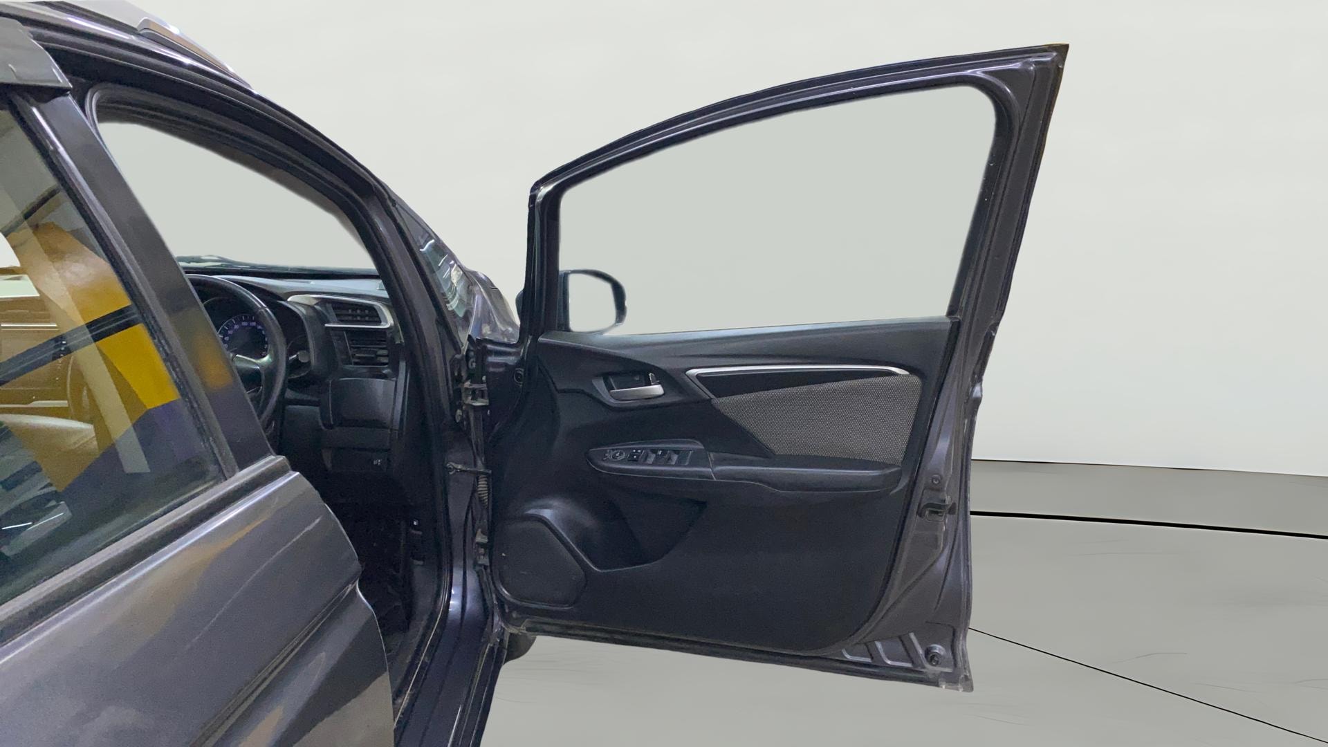 View 2020 Honda WR-V S MT Diesel Edge Edition Image 46 Used 2020 Honda WR-V S MT Diesel Edge Edition Image 46