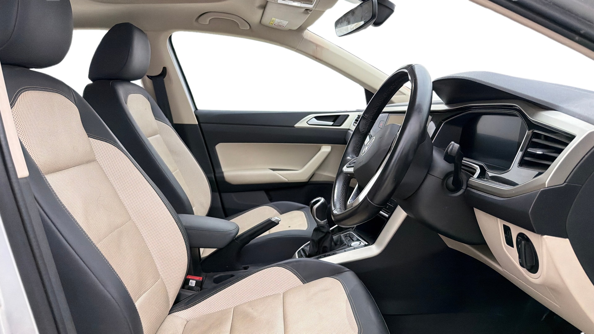 View 2022 Volkswagen Virtus Topline 1.0 TSI MT Image 18 Used 2022 Volkswagen Virtus Topline 1.0 TSI MT Image 18