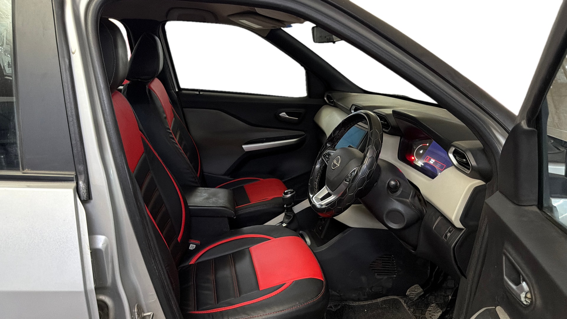 Used 2021 Nissan Magnite Used 2021 Nissan Magnite