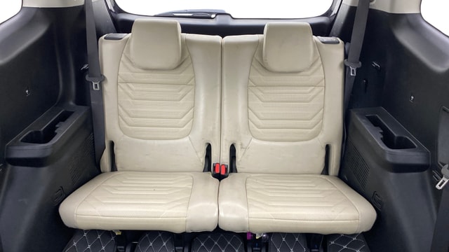 View Kia Carens Image 10 Used Kia Carens Image 10