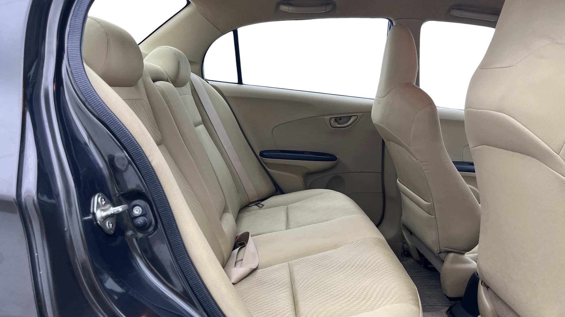 View 2015 Honda Amaze E MT Petrol BS IV Image 28 Used 2015 Honda Amaze E MT Petrol BS IV Image 28