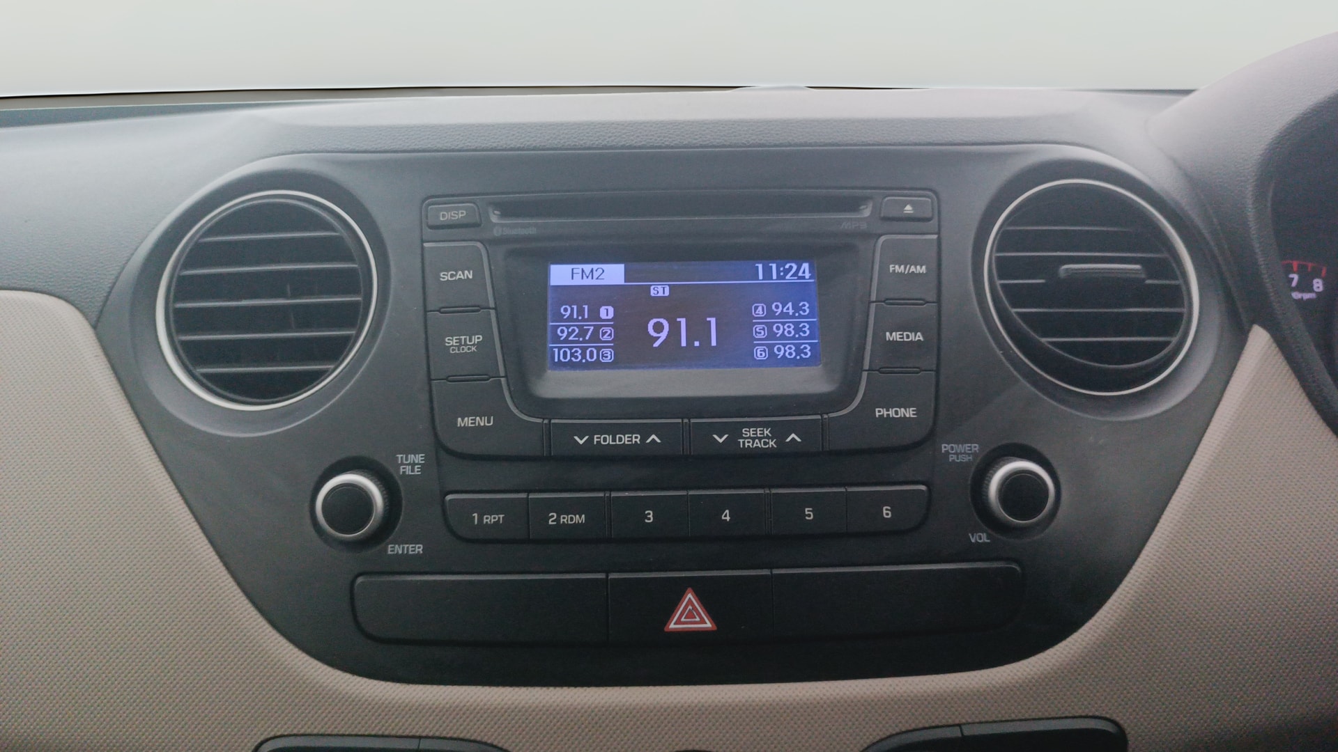 Used 2014 Hyundai Grand i10 Used 2014 Hyundai Grand i10