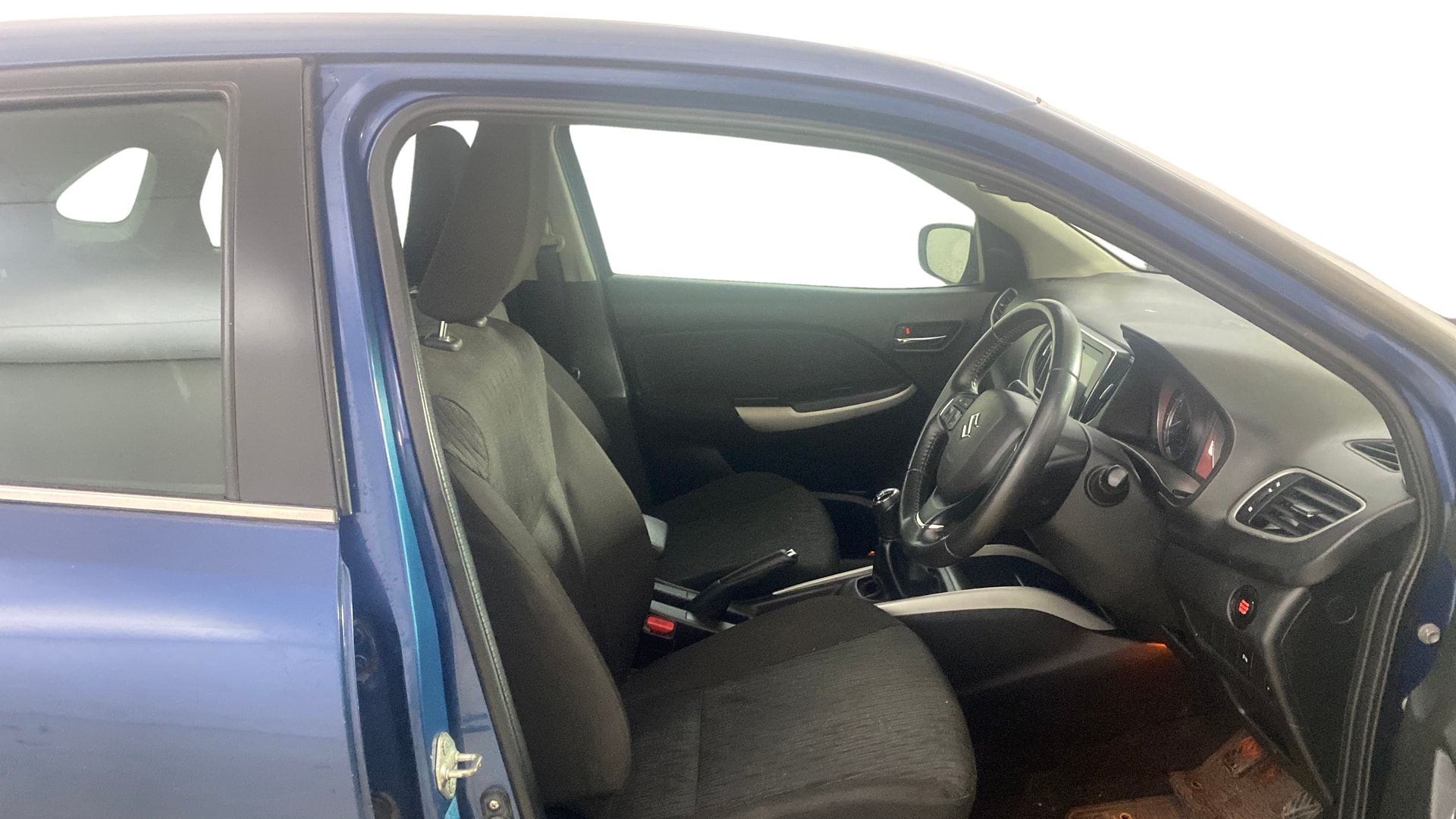 View 2016 Maruti Suzuki 1000 Base Variant Image 26 Used 2016 Maruti Suzuki 1000 Base Variant Image 26