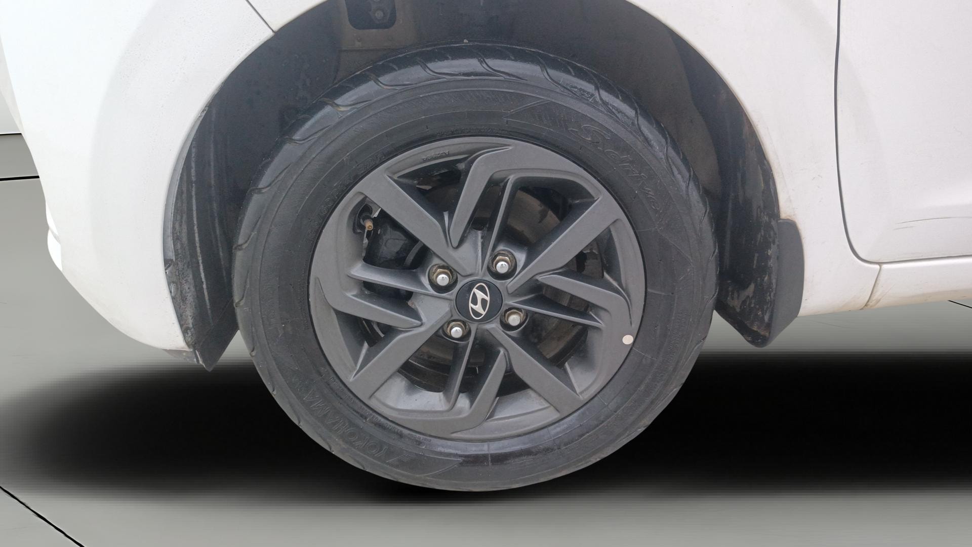 View 2020 Hyundai Grand i10 Nios Sportz Petrol AMT Image 33 Used 2020 Hyundai Grand i10 Nios Sportz Petrol AMT Image 33