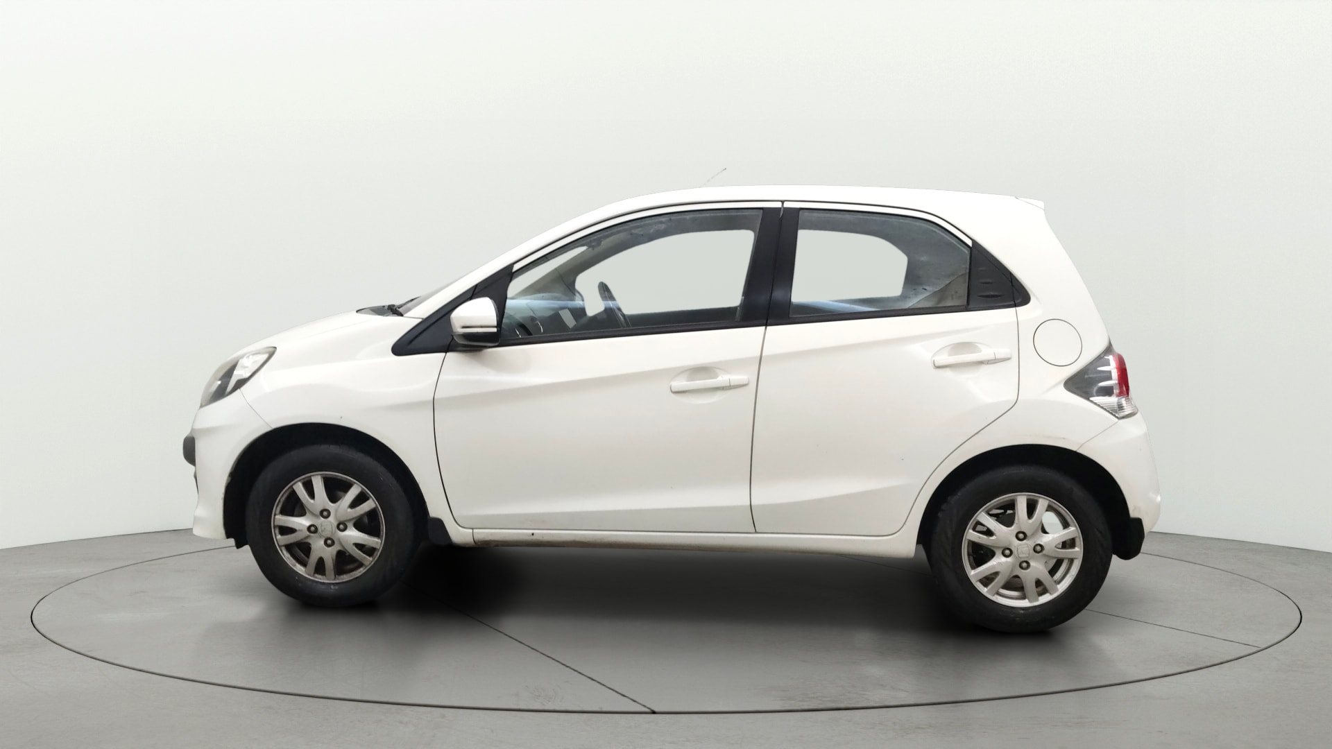View 2016 Honda Brio VX AT Petrol Image 5 Used 2016 Honda Brio VX AT Petrol Image 5