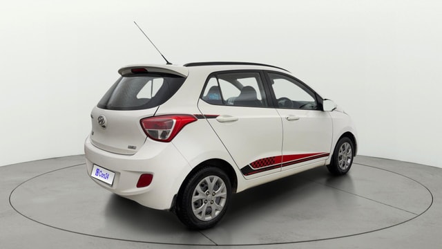 View Hyundai Grand i10 Image 42 Used Hyundai Grand i10 Image 42