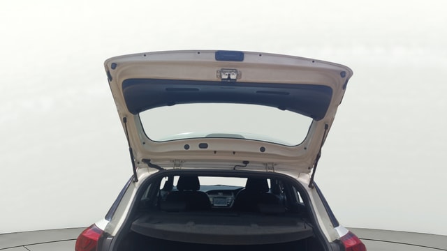 View Hyundai i20 Active Image 32 Used Hyundai i20 Active Image 32