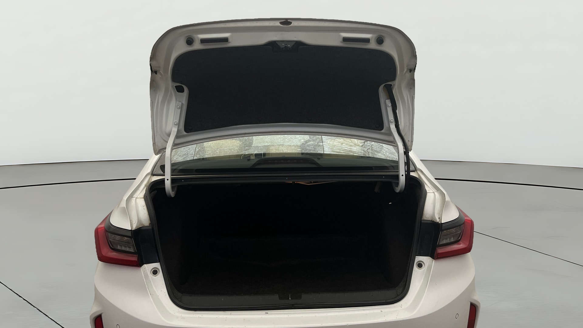 View 2023 Honda City ZX CVT Image 31 Used 2023 Honda City ZX CVT Image 31