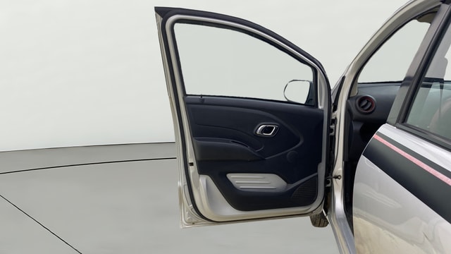 View Datsun Redi GO Image 30 Used Datsun Redi GO Image 30