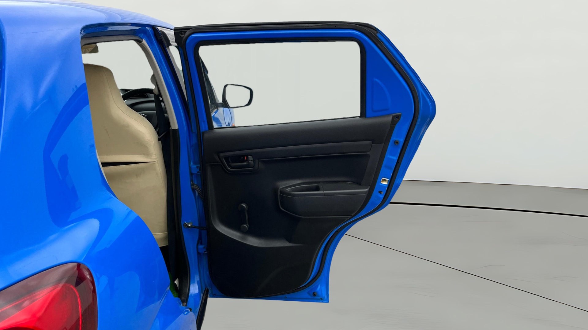View 2023 Maruti Suzuki 1000 Base Variant Image 7 Used 2023 Maruti Suzuki 1000 Base Variant Image 7