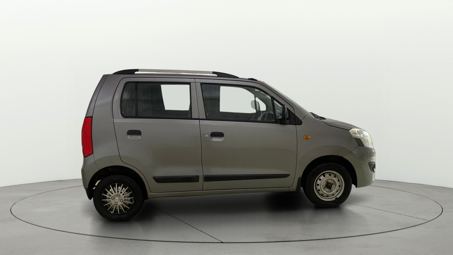 Used 2016 Maruti Suzuki 1000 Used 2016 Maruti Suzuki 1000