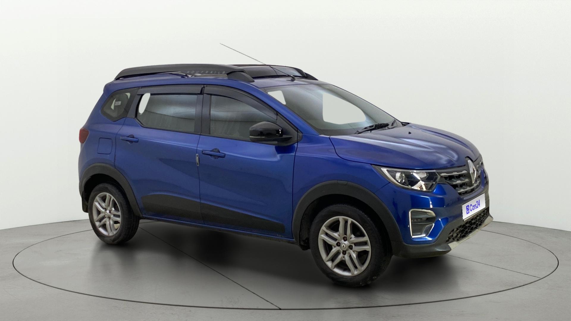 View 2022 Renault Triber RXZ AMT Image 38 Used 2022 Renault Triber RXZ AMT Image 38