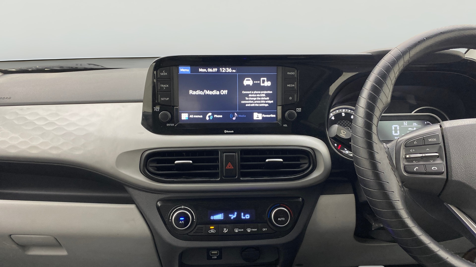 View 2022 Hyundai Grand i10 Nios Sportz Petrol AMT Image 31 Used 2022 Hyundai Grand i10 Nios Sportz Petrol AMT Image 31