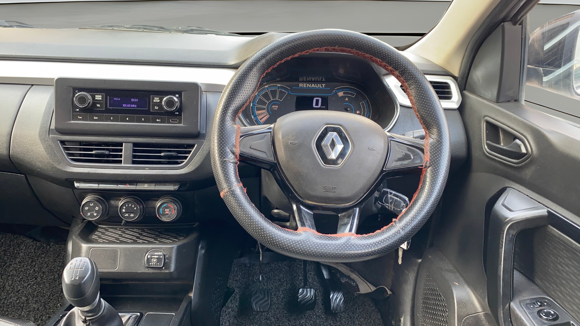 View 2021 Renault Kiger RXL MT Image 30 Used 2021 Renault Kiger RXL MT Image 30