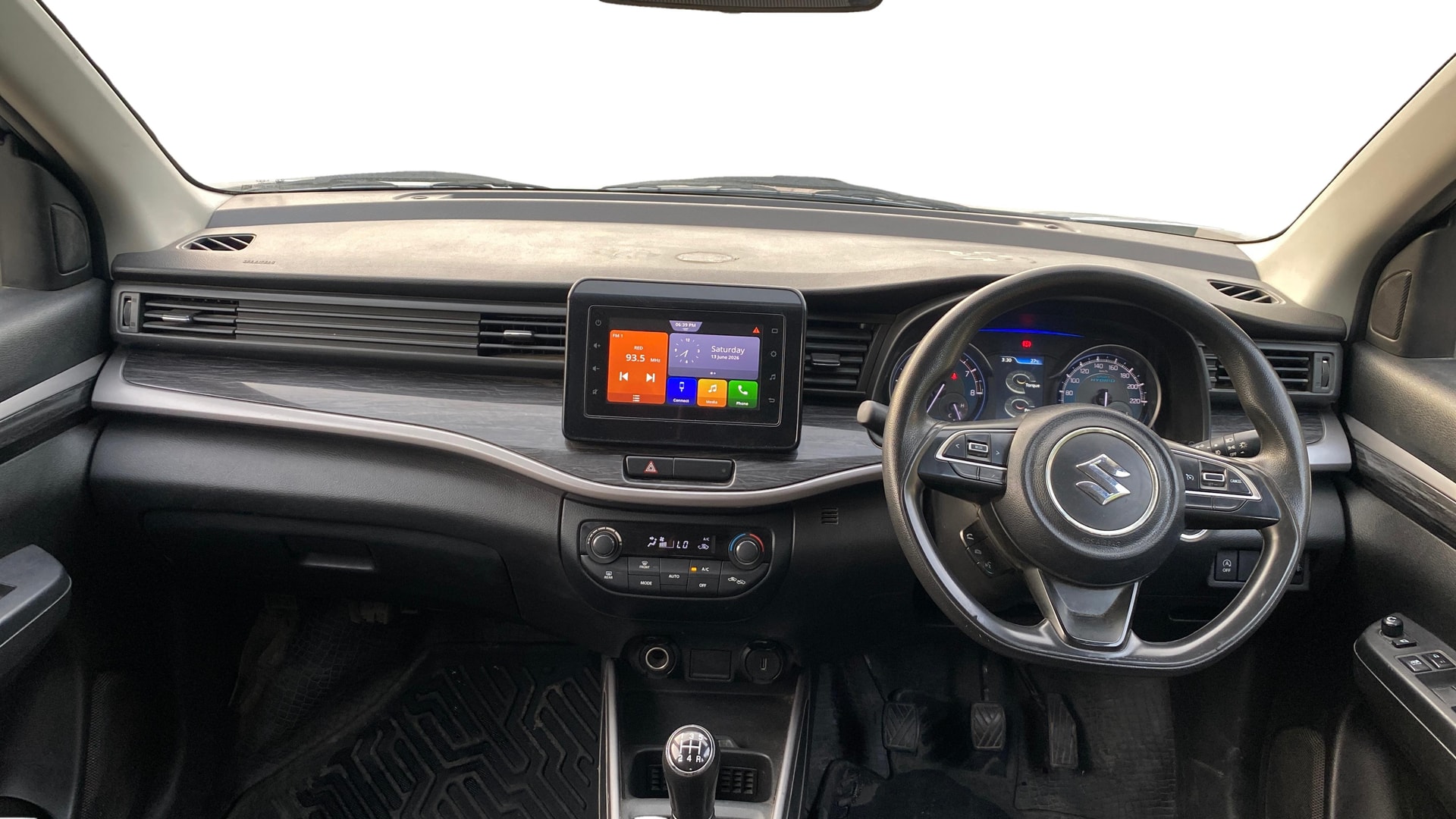 View 2022 Maruti Suzuki 1000 Base Variant Image 17 Used 2022 Maruti Suzuki 1000 Base Variant Image 17