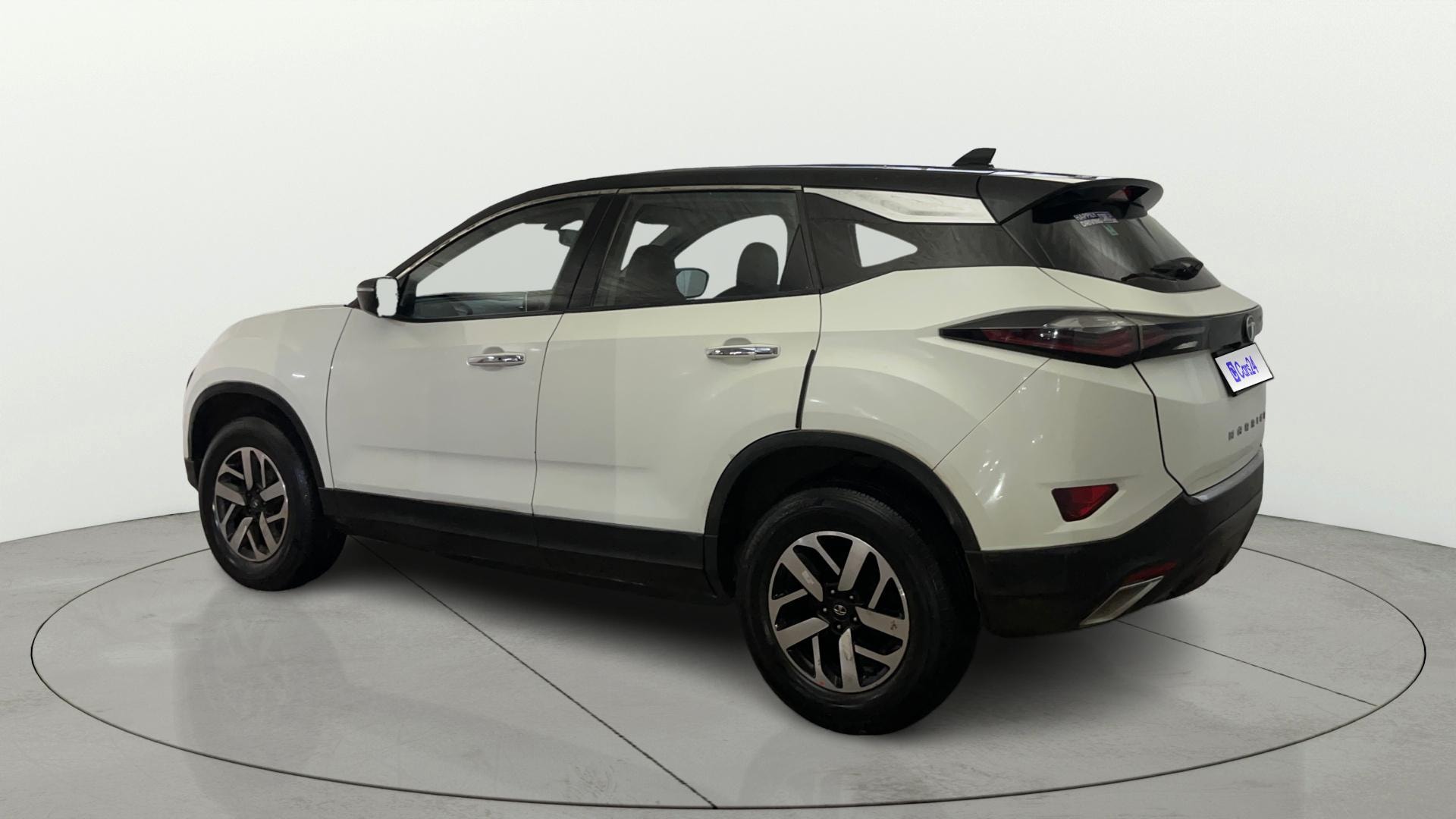 View 2022 Tata Harrier XE Image 2 Used 2022 Tata Harrier XE Image 2