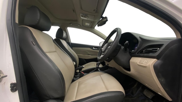 View Hyundai Verna Image 28 Used Hyundai Verna Image 28
