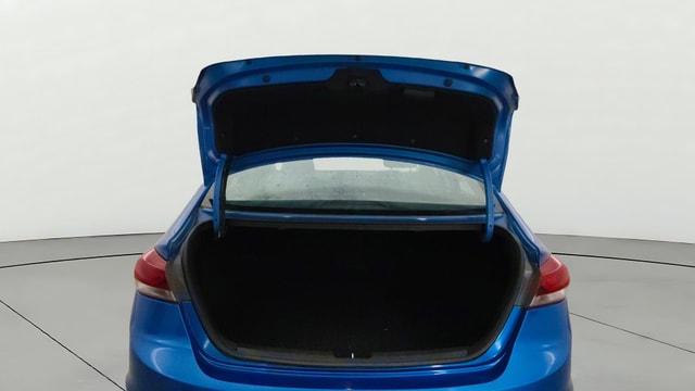 View Hyundai Elantra Image 17 Used Hyundai Elantra Image 17
