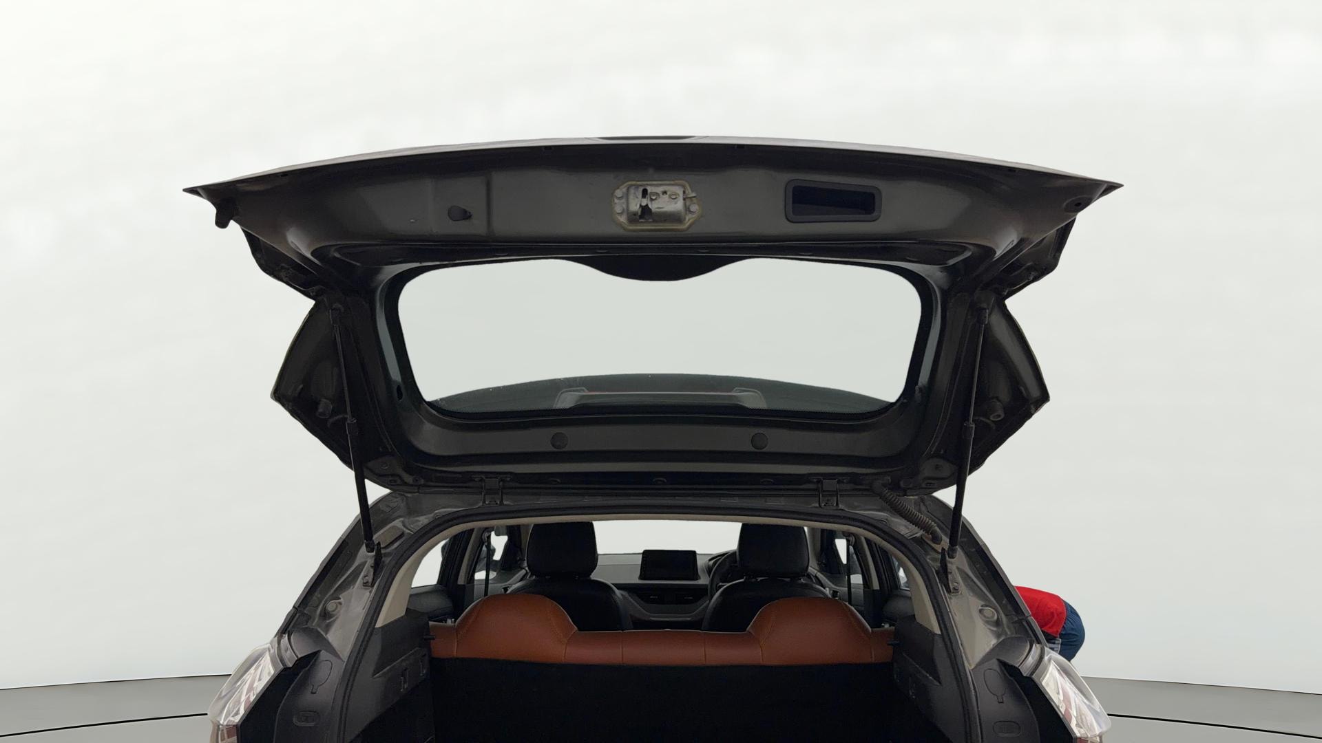View 2020 Tata Nexon Revotron XE Image 16 Used 2020 Tata Nexon Revotron XE Image 16