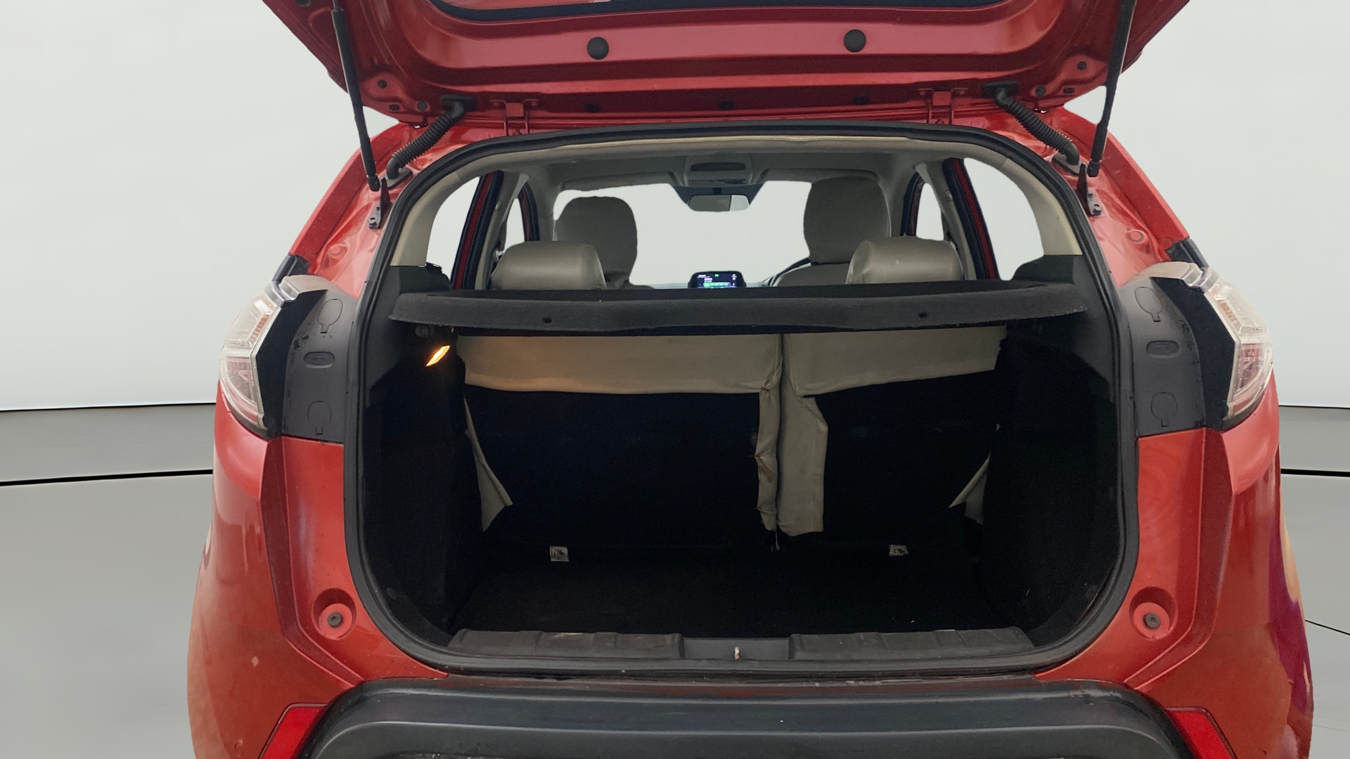 Used 2018 Tata Nexon Used 2018 Tata Nexon