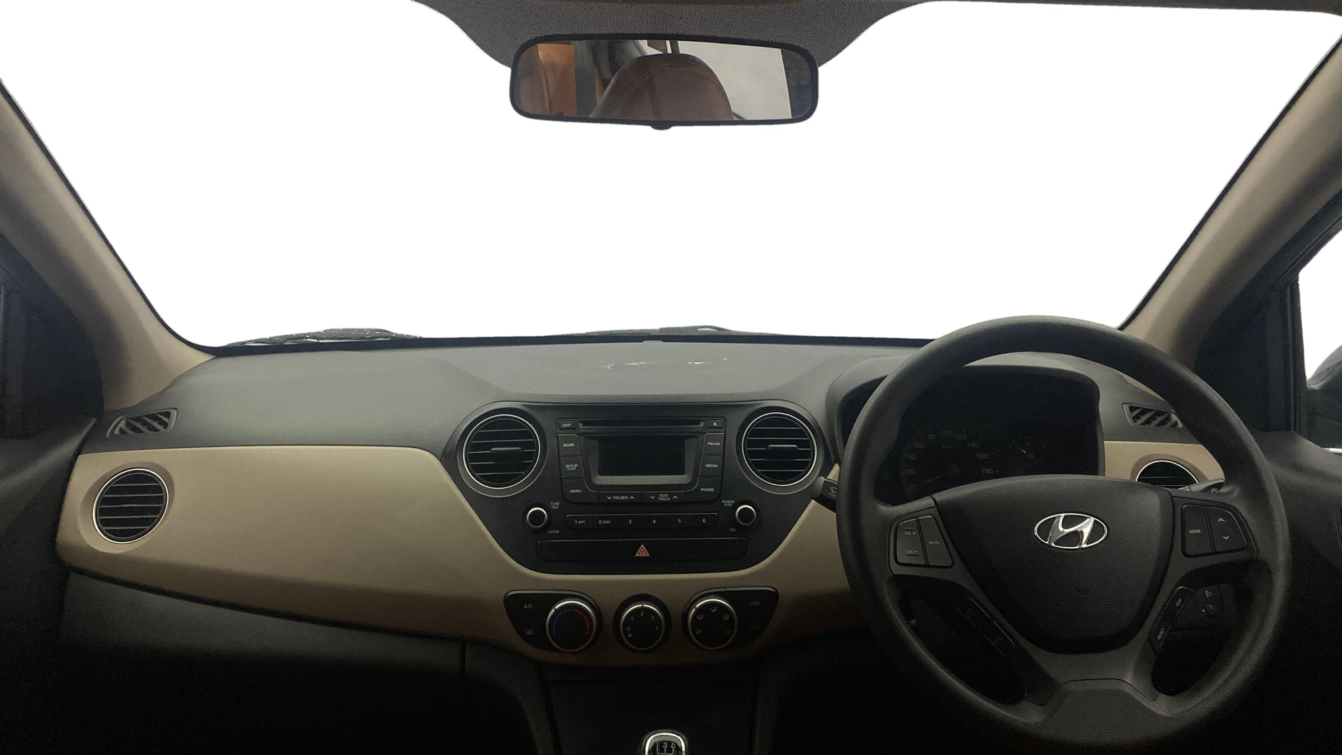 View 2014 Hyundai Xcent S Petrol Image 15 Used 2014 Hyundai Xcent S Petrol Image 15