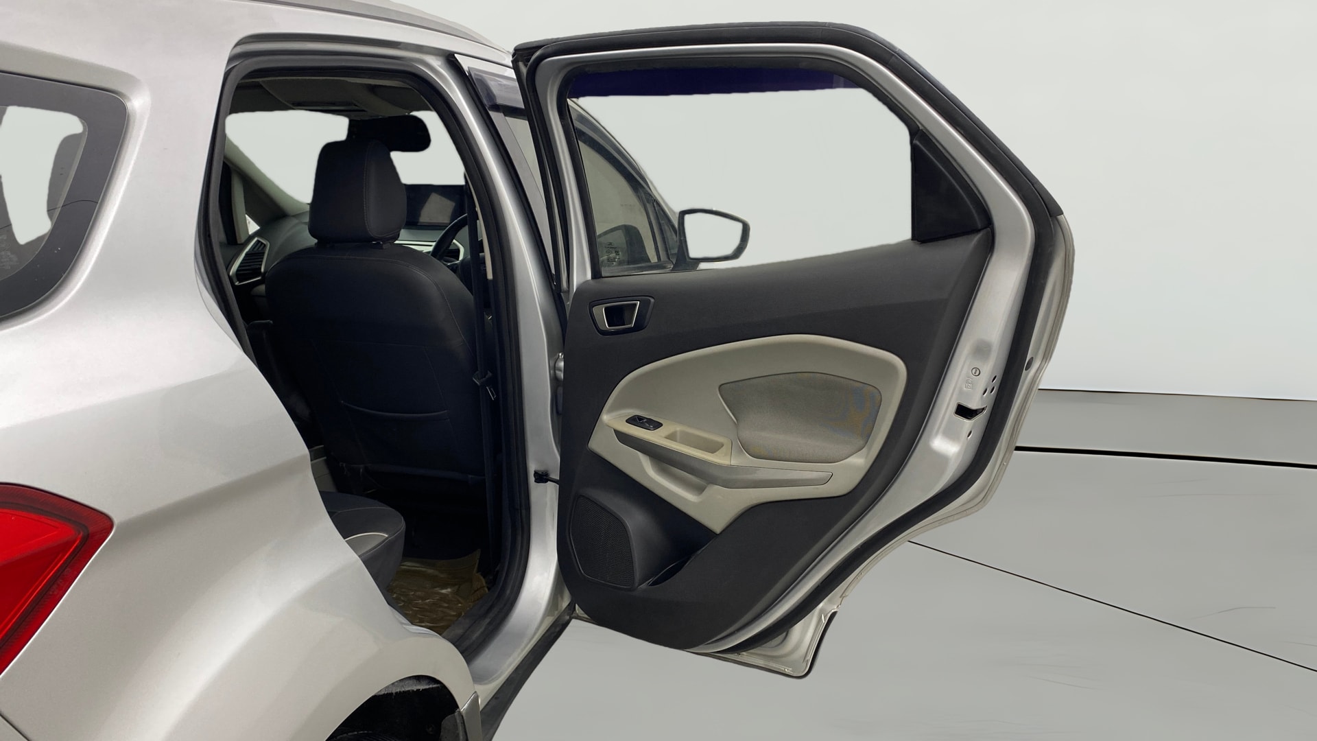 View 2014 Ford EcoSport 1.5 TDCi Diesel Ambiente BS IV Image 7 Used 2014 Ford EcoSport 1.5 TDCi Diesel Ambiente BS IV Image 7