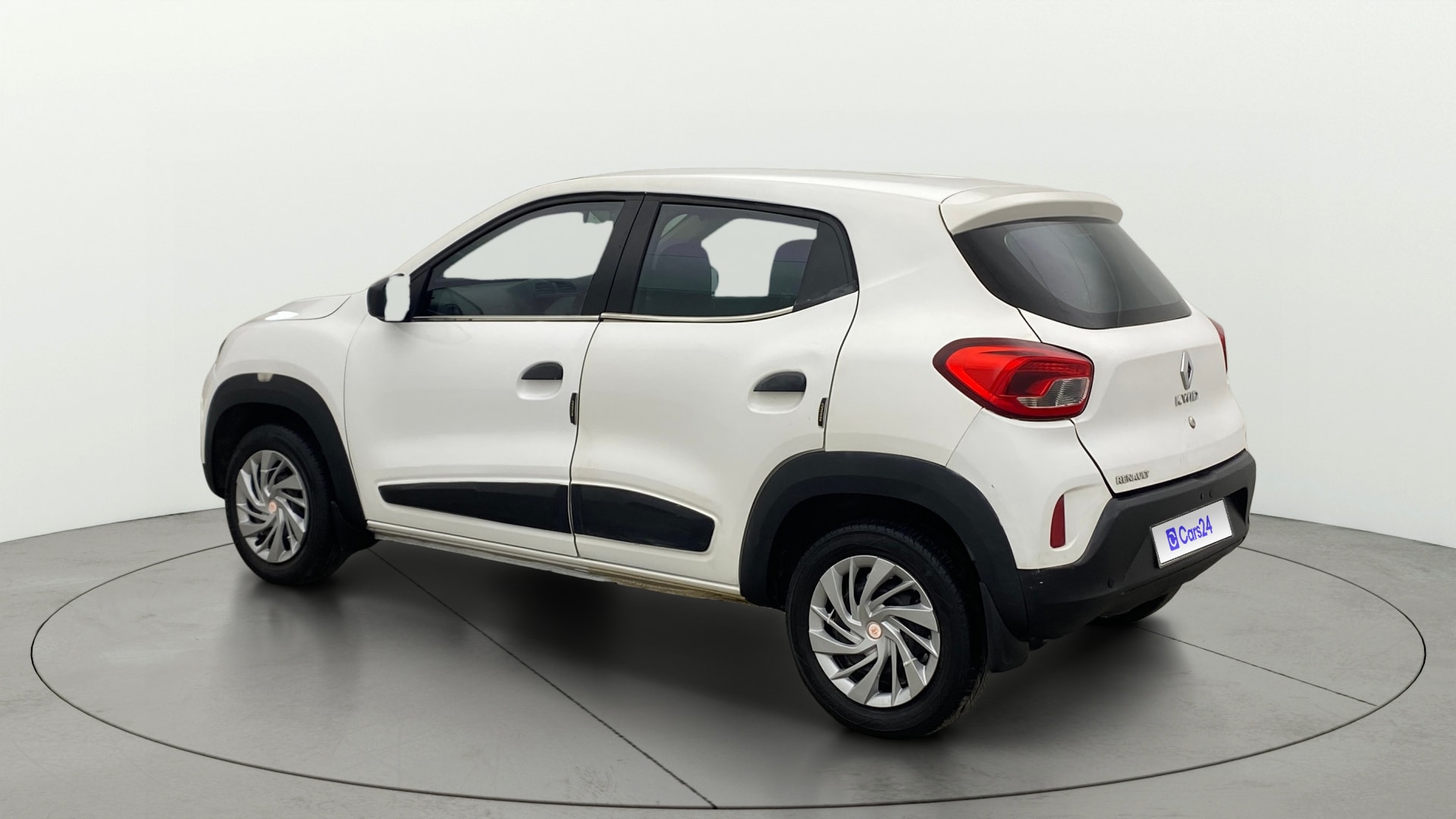 View 2022 Renault Kwid RXL 1.0 Image 2 Used 2022 Renault Kwid RXL 1.0 Image 2